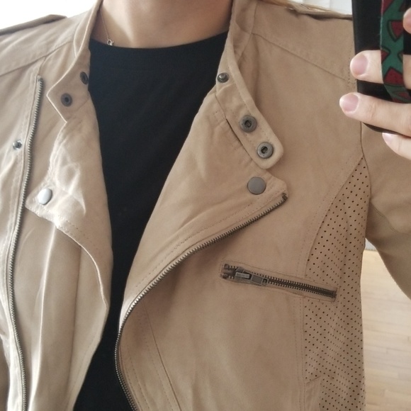 Faux suede beige jacket - Picture 2 of 6